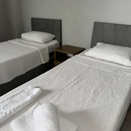 Viyana 2* Çeşme